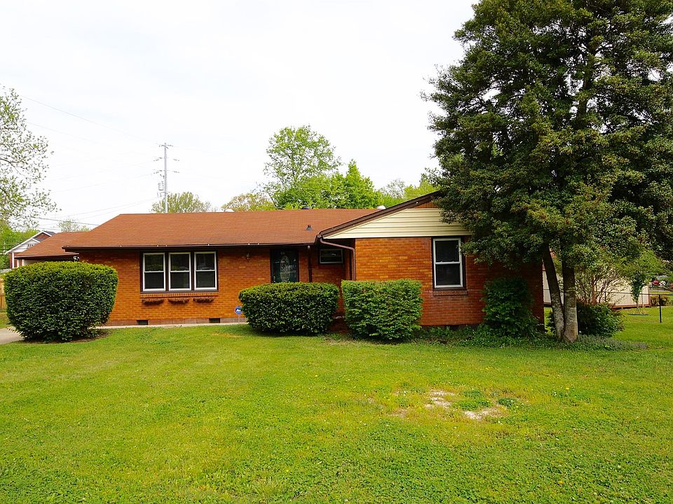 1st image of 107 Park Ln