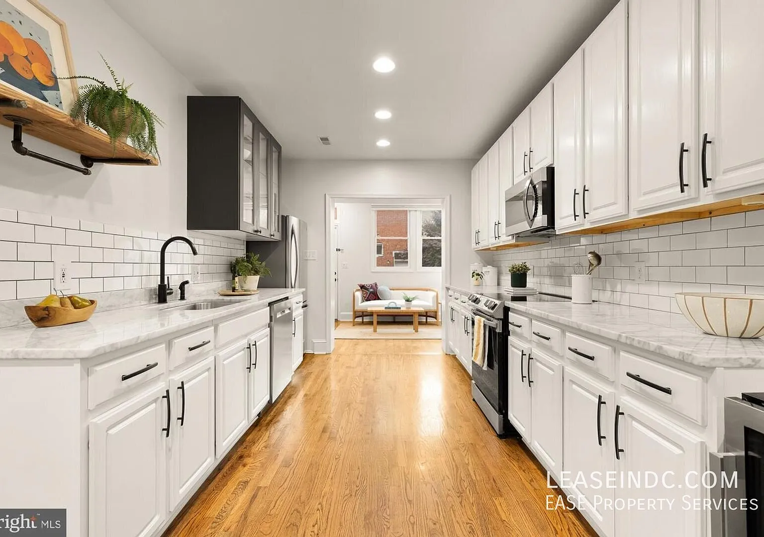 3 bed, 1740 sqft, $3,700 — Photo 4