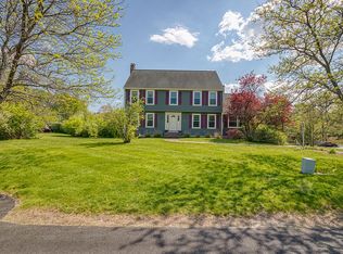 119 Old Farm Rd, North Andover, MA 01845