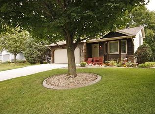 12716 Quaker Ln N, Champlin, MN 55316