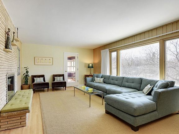 5th image of 6526 5th Ave S