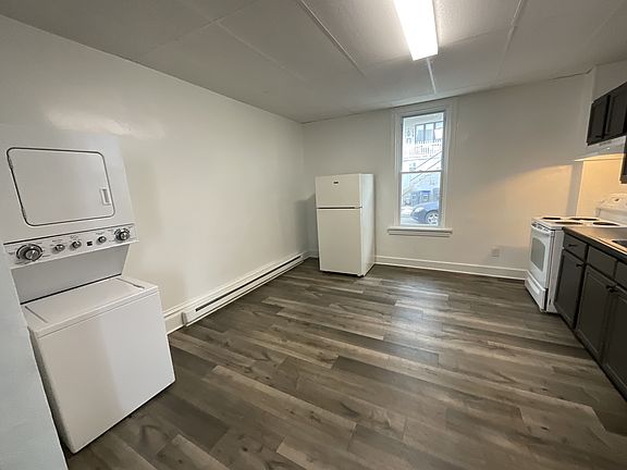 5th image of 334 S 3rd St