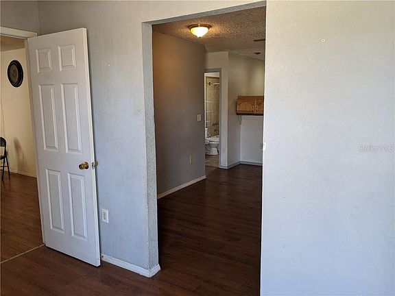 3rd image of 109 Colorado Ave