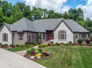 1160 Sanctuary Ct, Brookfield, WI 53005