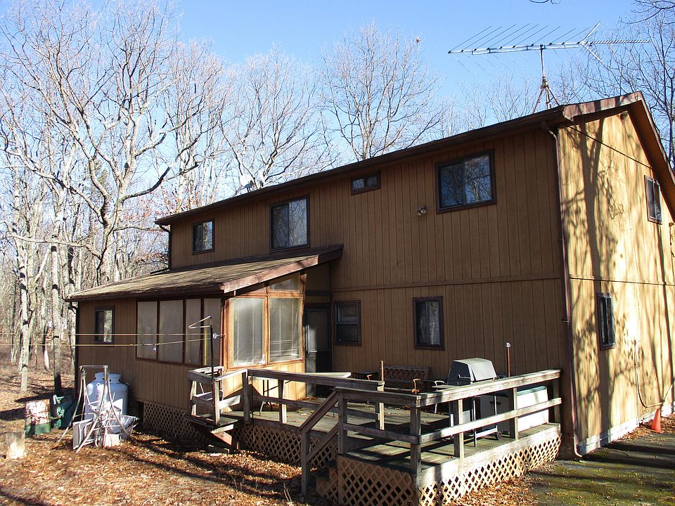 375 Mallard Ln, Bushkill, PA 18324 Zillow