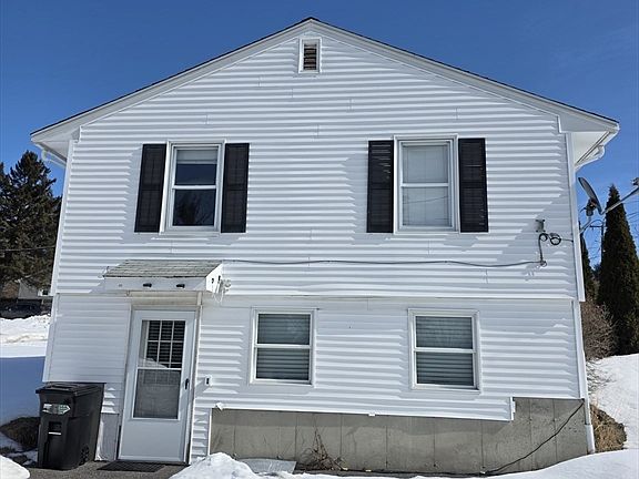 3rd image of 55 Apthorp St