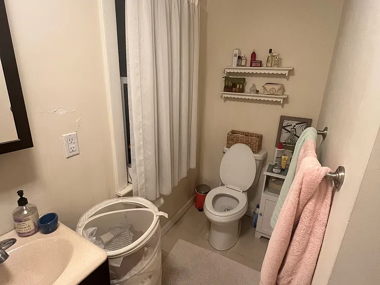 57 Cedar St #8 — Photo 6