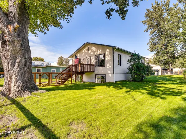 531 E Arctic Ave, Palmer, AK 99645