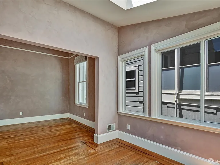 656 Hayes St — Photo 11