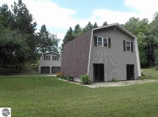 3737 E County Line Rd, Kingsley, MI 49649