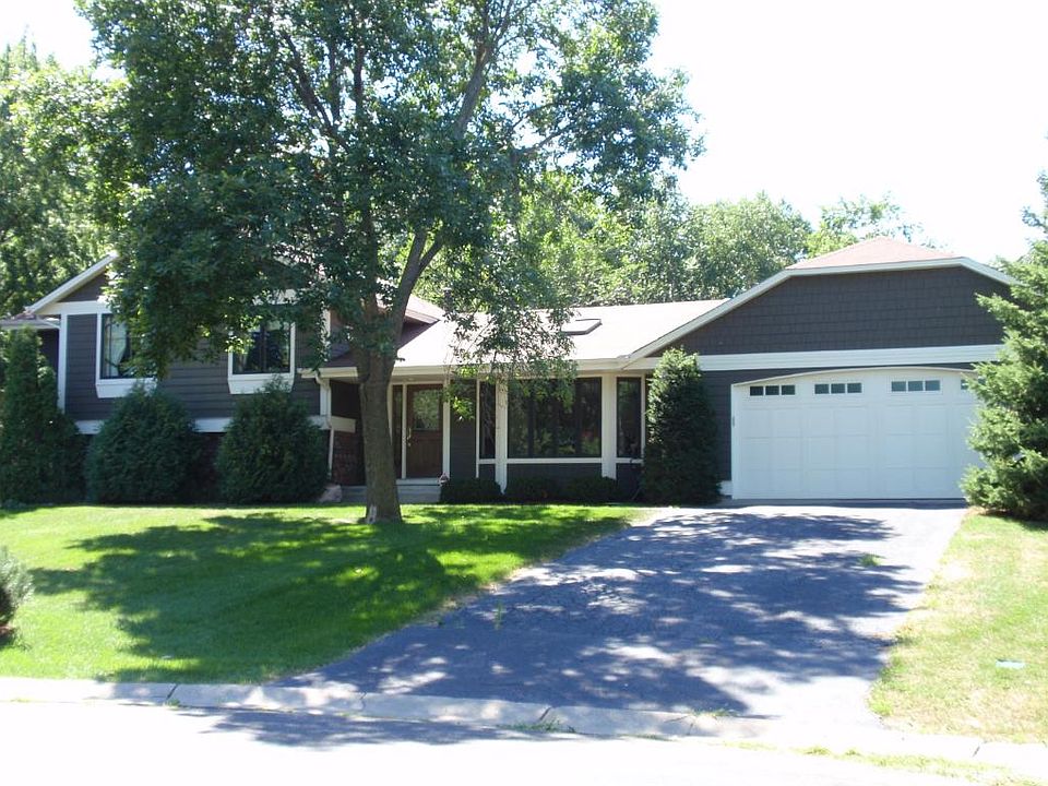 1st image of 4875 Norwood Ln N