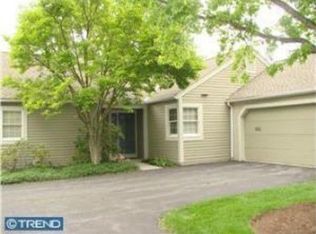 1930 Meadow Ln, Wyomissing, PA