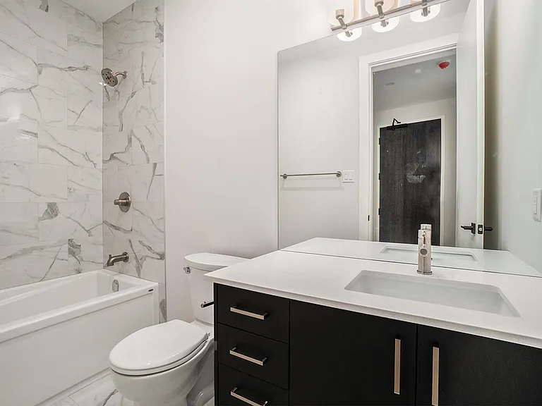 404 Eden Ave #202 — Photo 9