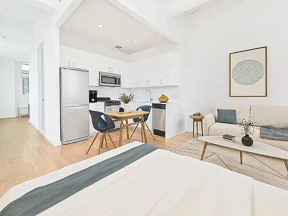 3rd image of 53 Hope St Unit 205