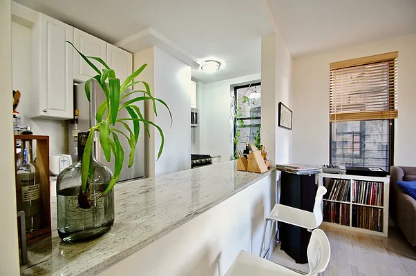 Rented by Bohemia Realty Group | media 39