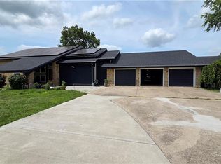 23600 E 88th St, Lees Summit, MO 64064
