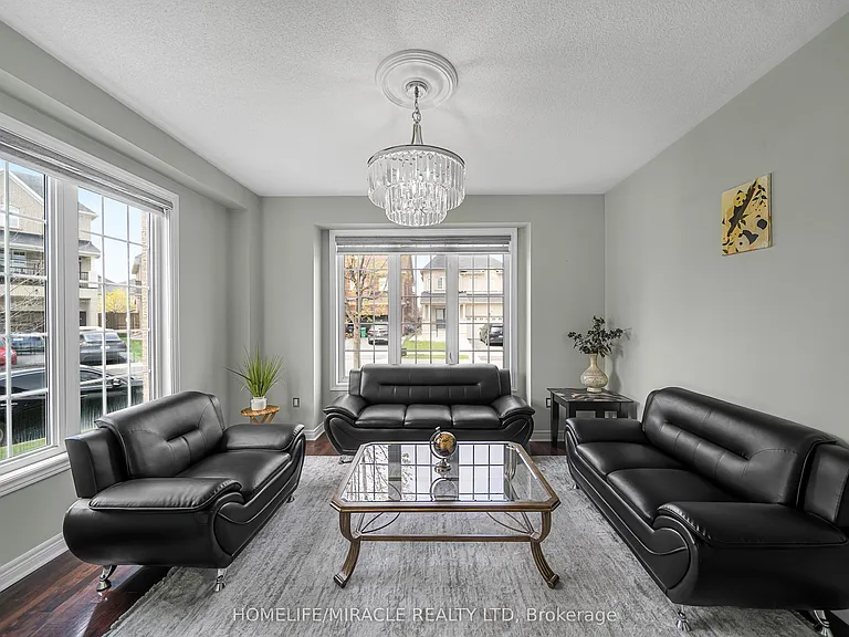 9 Berryfield Way — Photo 11