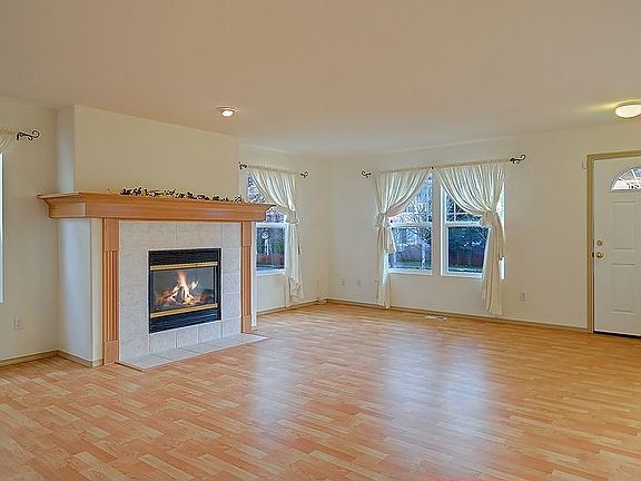 2nd image of 9954 227th Way NE