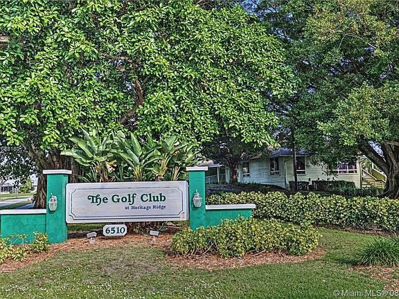 5th image of 6503 SE Williamsburg Dr APT 105