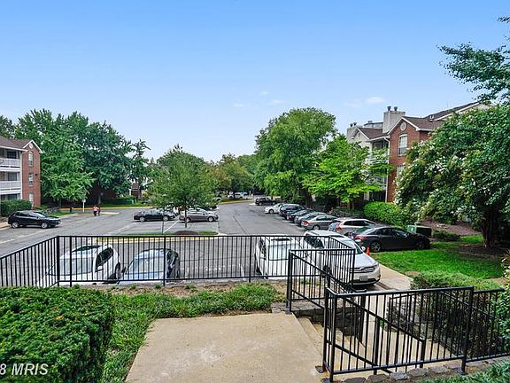 3rd image of 1539 Lincoln Way APT 0201