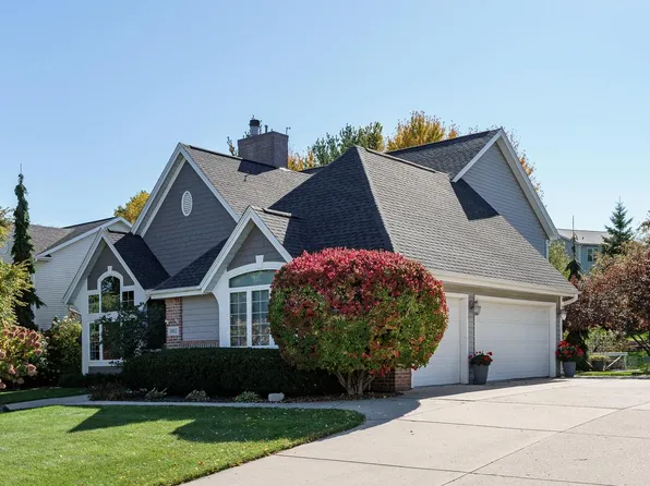 1402 Richards AVENUE, Watertown, WI 53094