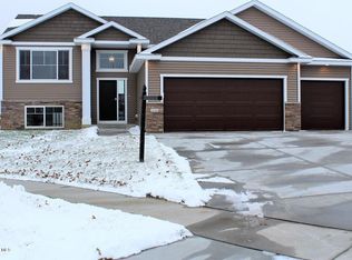 4734 Alan Ln NW, Rochester, MN 55901