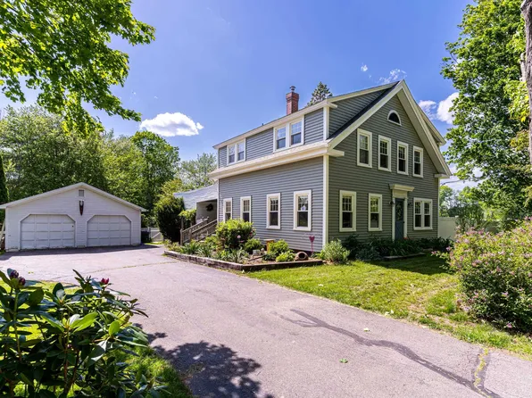 204 Rollins Road, Rollinsford, NH 03869