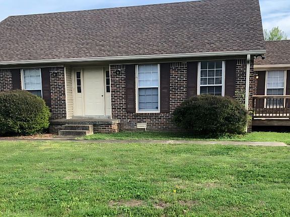 2nd image of 217 Hunter Dr #B