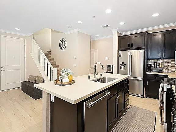 1723 San Eugenio St — Photo 7