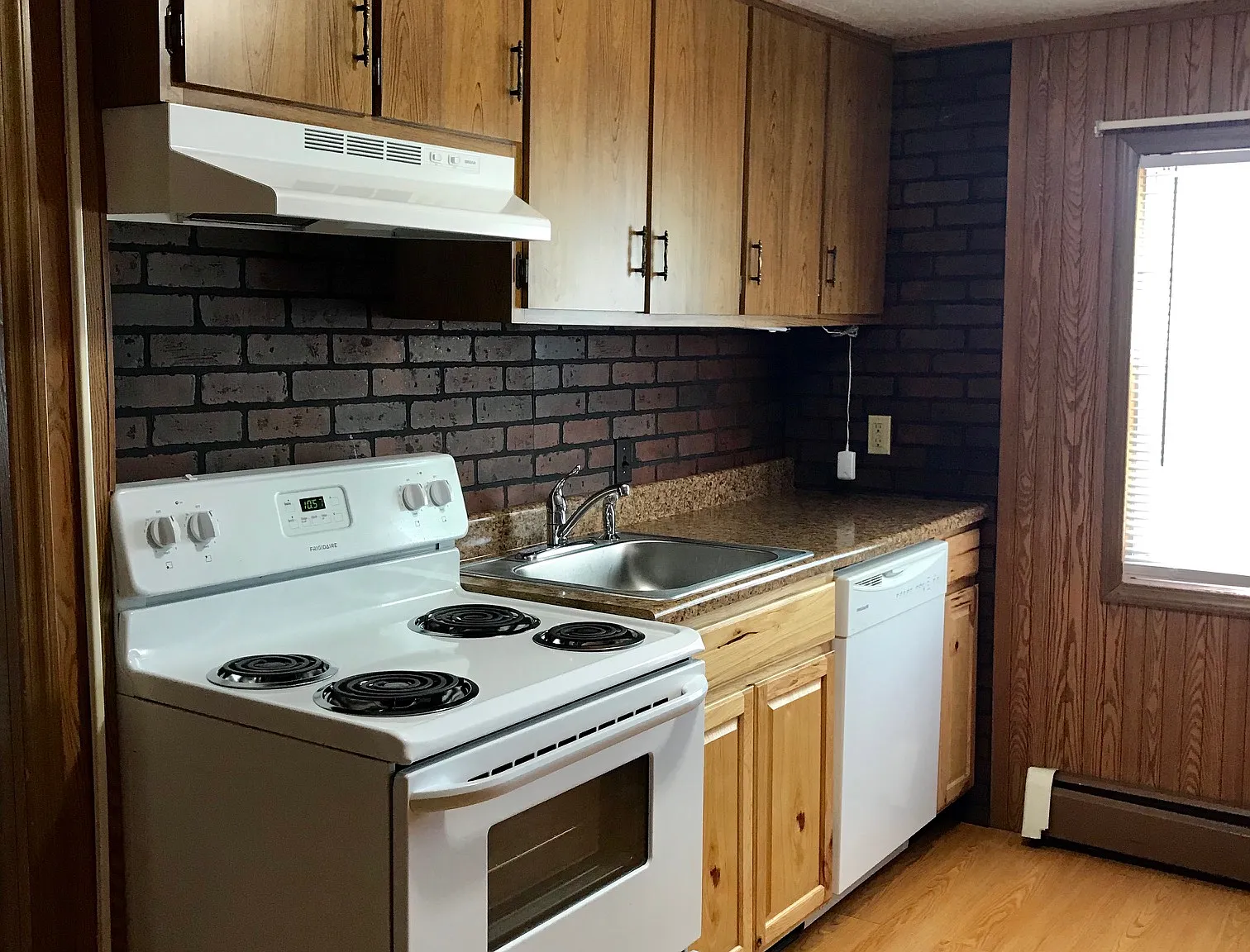 2 bed, $2,200 — Photo 2