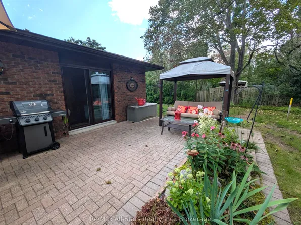 200 East St S #501, Kawartha Lakes, ON K0M 1A0
