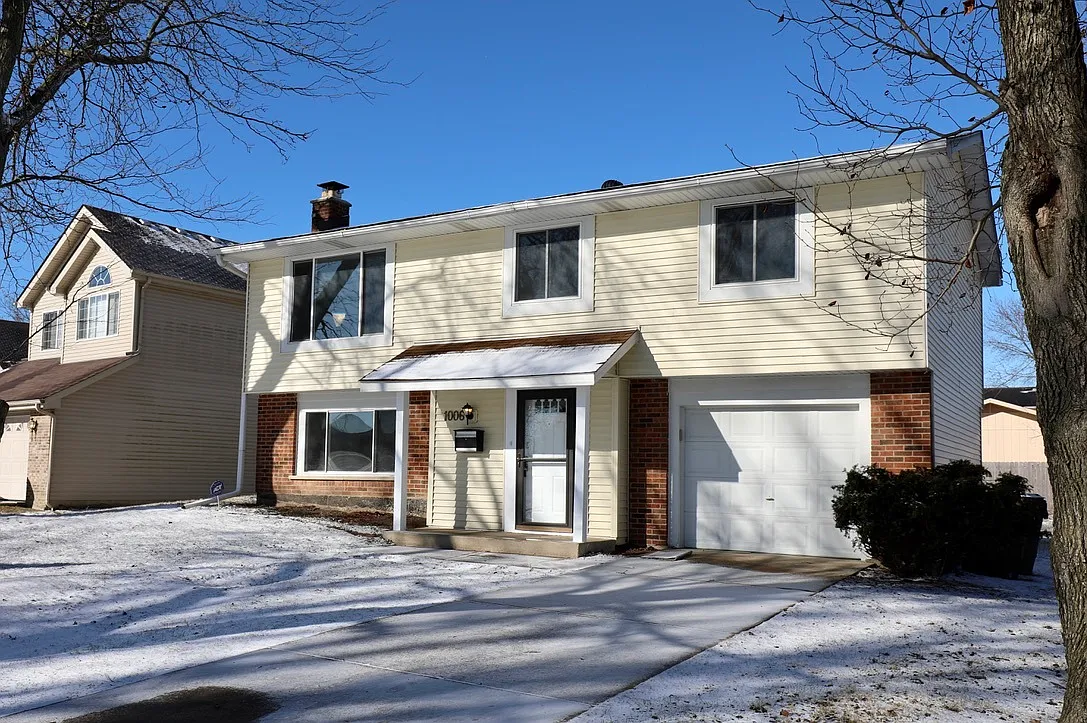 1006 Blackhawk Dr photo 1