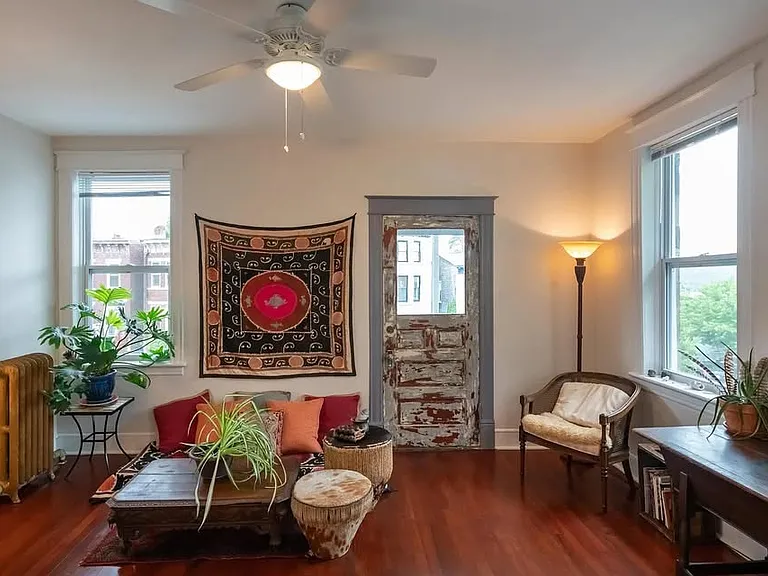 81 Wh Liberty St — Photo 13