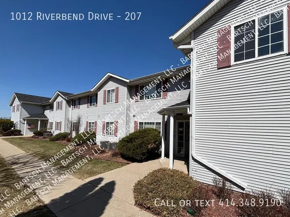 1012 Riverbend Dr, Hartford, WI