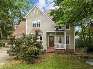 2409 Dunbrook Ct, Raleigh, NC 27604