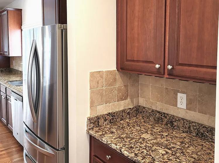 105 Clubhouse Dr — Photo 12