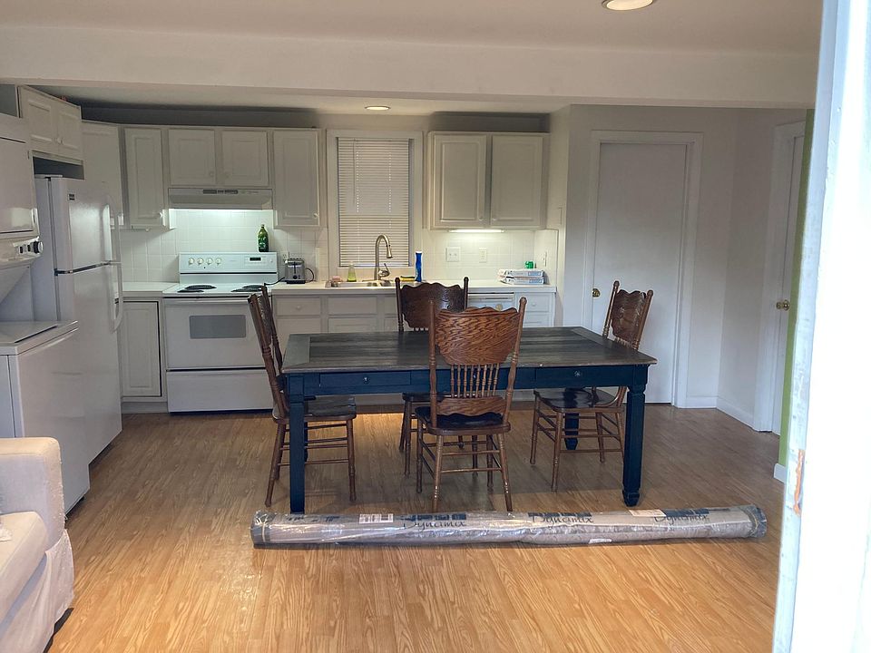 3 Pearl St Mystic, CT, 06355 Apartments for Rent Zillow