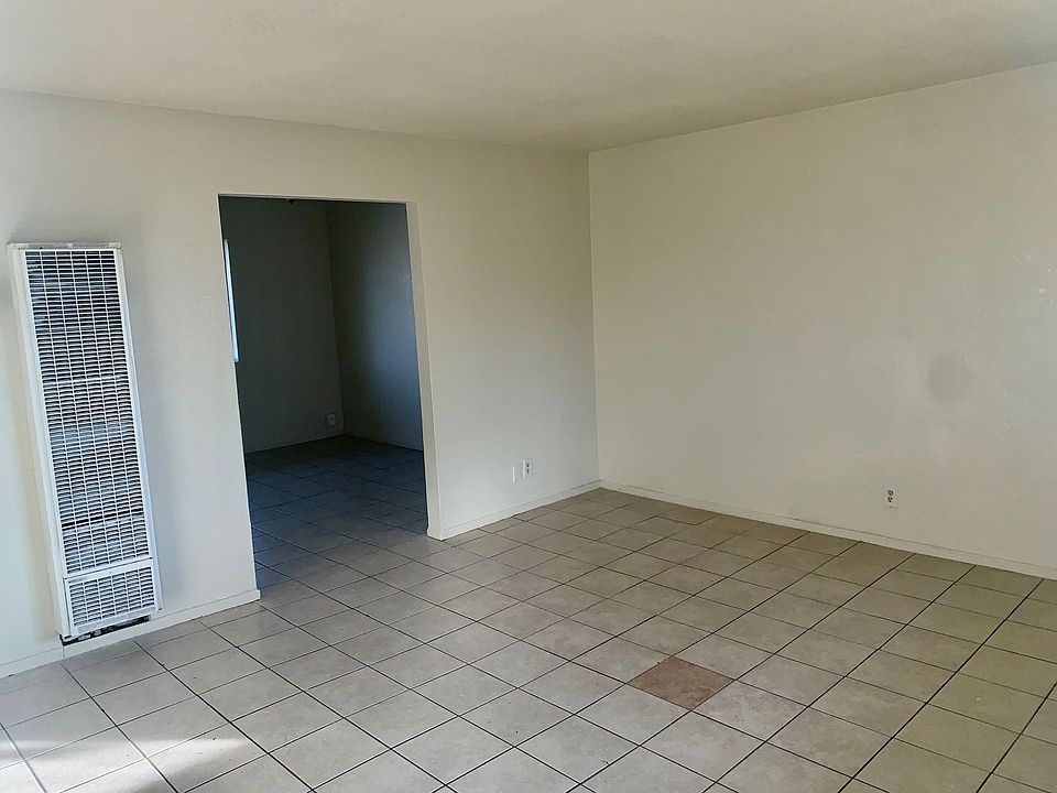 2nd image of 2056 E White Ave APT E
