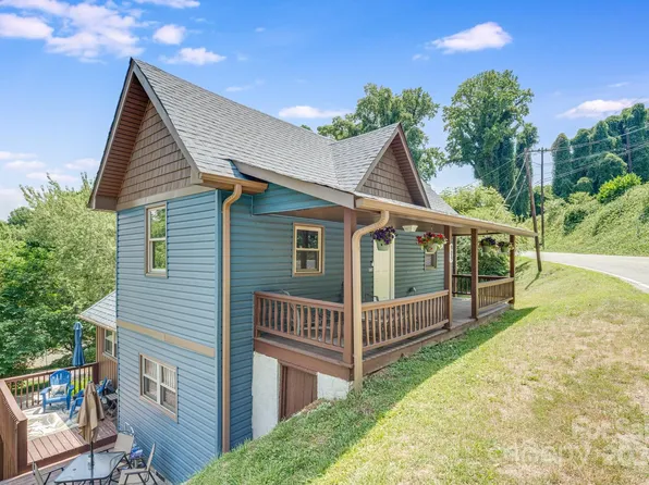 909 W Tate St, Marion, NC 28752