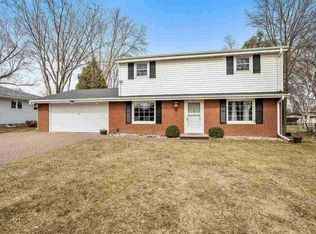 924 Morris Ave, Green Bay, WI 54304