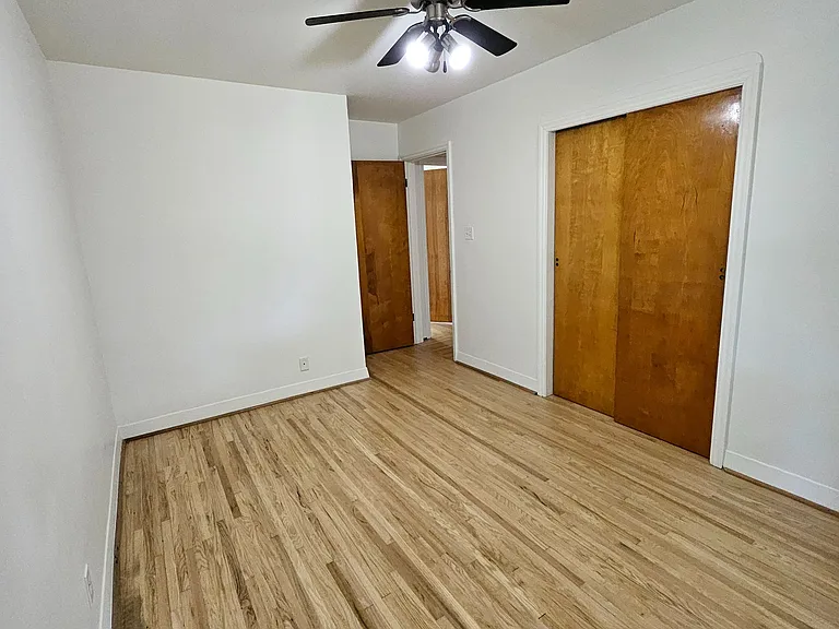 54 Greenlawn Ave — Photo 9
