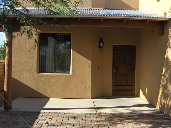 2nd image of 10315 E Cowhead Saddle Ln