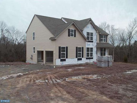 4th image of 3615 Geryville Pike