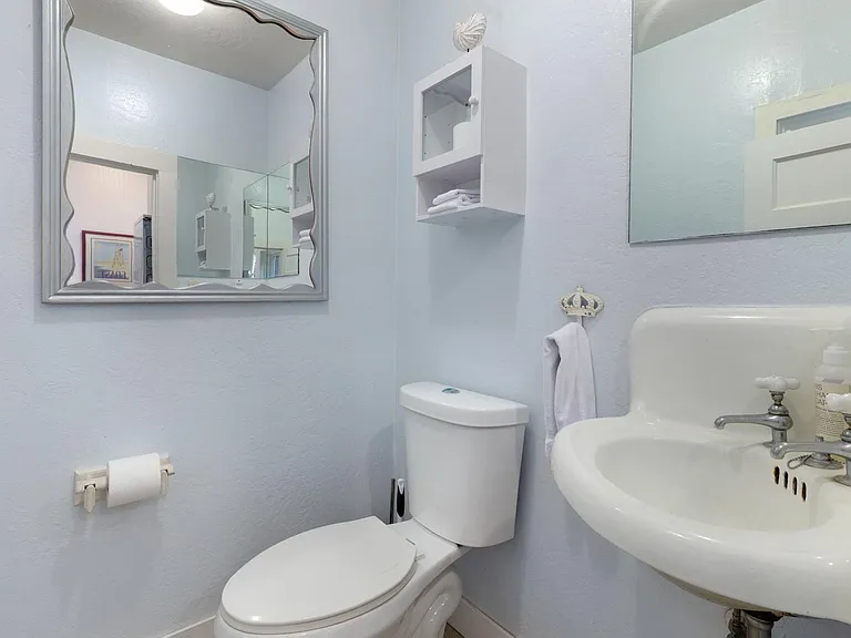 206 Cherry Ave — Photo 21