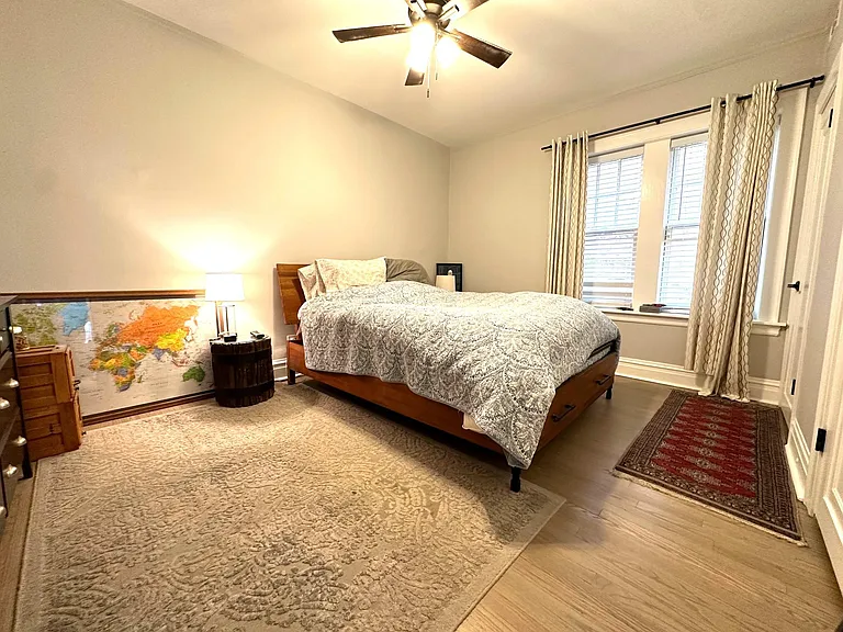 1354 W Carmen Ave #1F — Photo 30