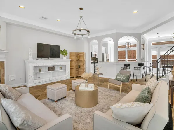 3305 W Lamar St #B, Houston, TX 77019