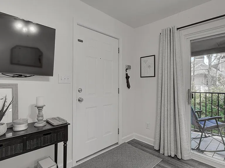 205 Flat Creek Ct #205 — Photo 3