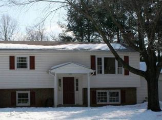 4519 Jennifer Ln, Haymarket, VA 20169