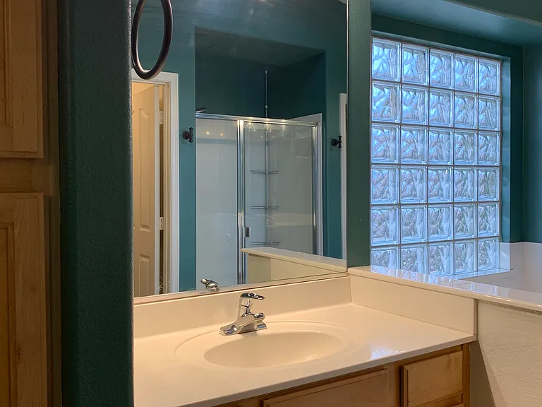 9250 W Lone Cactus Dr — Photo 17