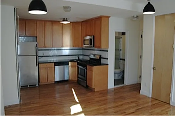 Rented by Boerum Hill Realty | media 27